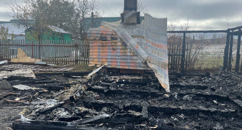 На охваченной пламенем даче погиб 35-летний житель Шумерли