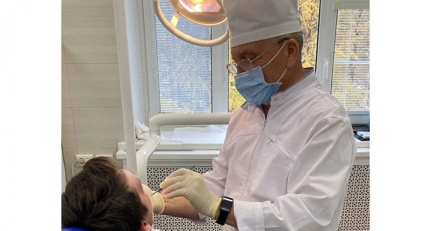 Житель Чувашии пошел к стоматологу с проблемой на языке и оказался у онколога