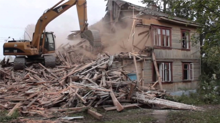 Жители Чебоксар до сих пор не покинули 25 аварийных домов