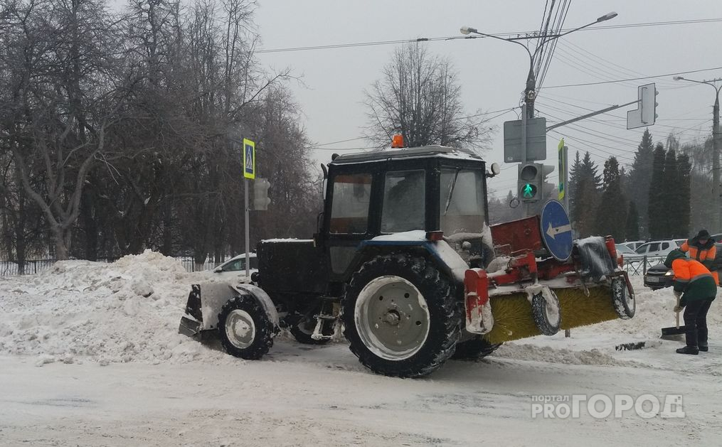 Половина дворов и домов в Чебоксарах не очищается от снега должным образом
