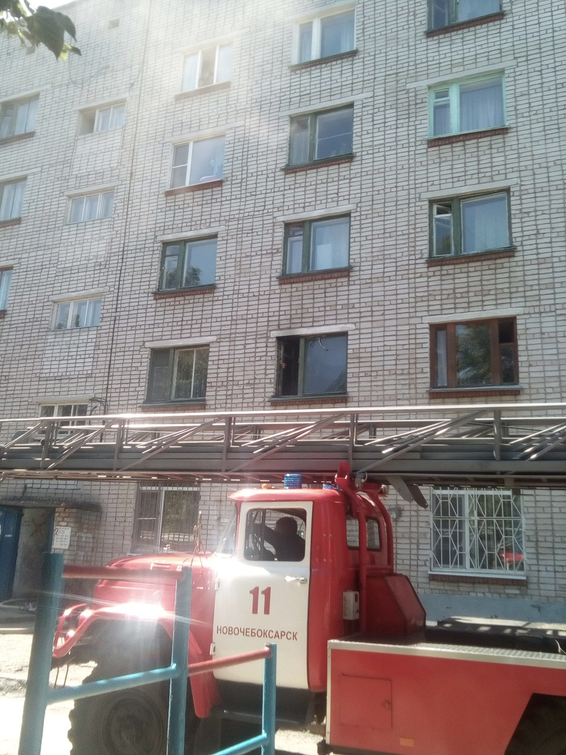 В Новочебоксарске загорелась комната в общежитии