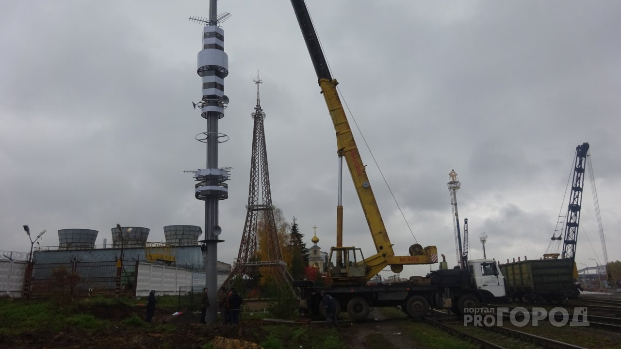 В Чебоксарах установили 31-метровую Останкинскую телебашню
