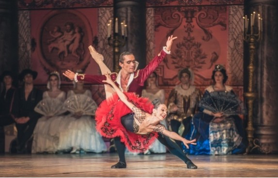 Московский театр покажет в Чебоксарах балеты "Дон Кихот", "Коппелия", "Щелкунчик" и "Сотворение мира"