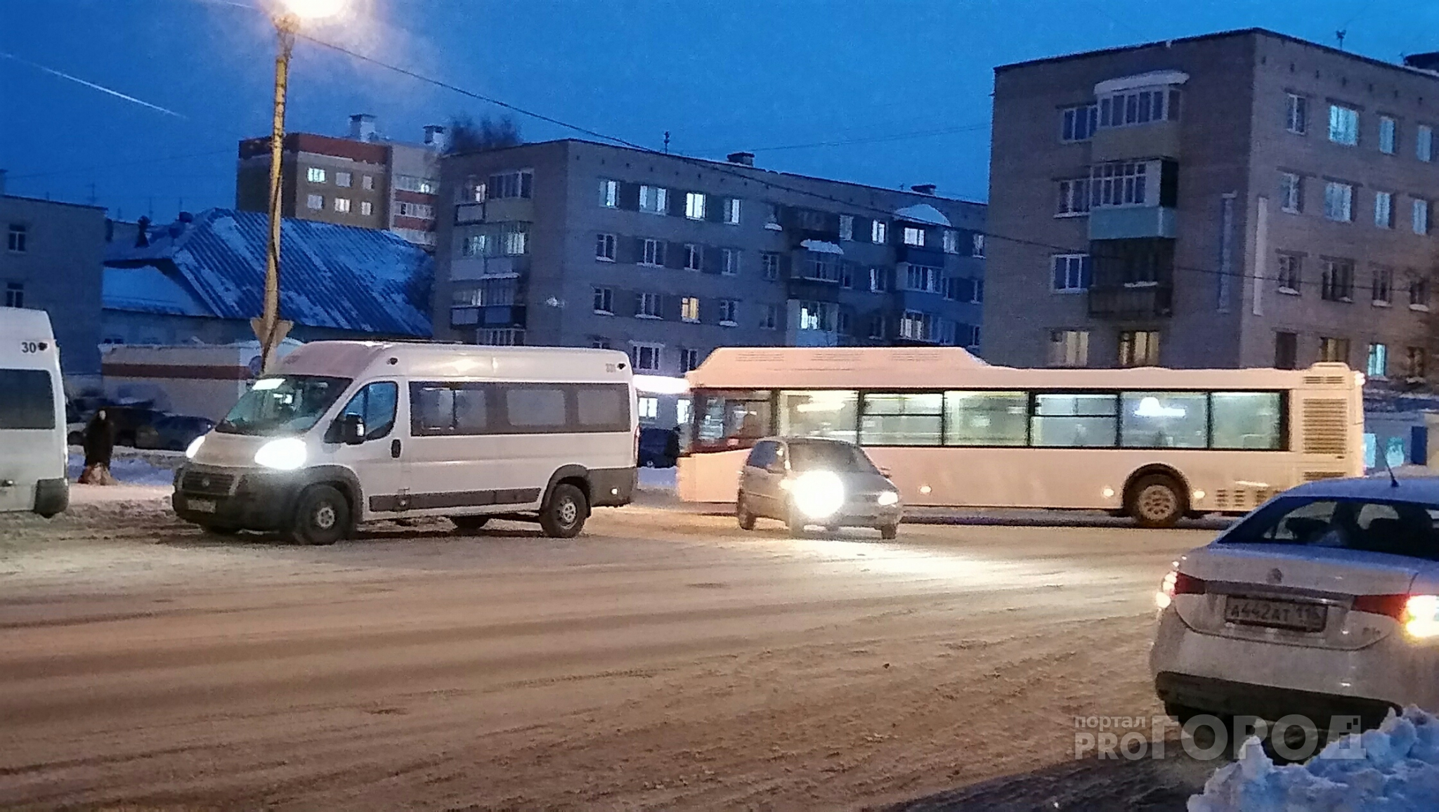 Житель Чувашии предложил полмиллиона рублей, чтобы стать перевозчиком маршрута Чебоксары — Цивильск