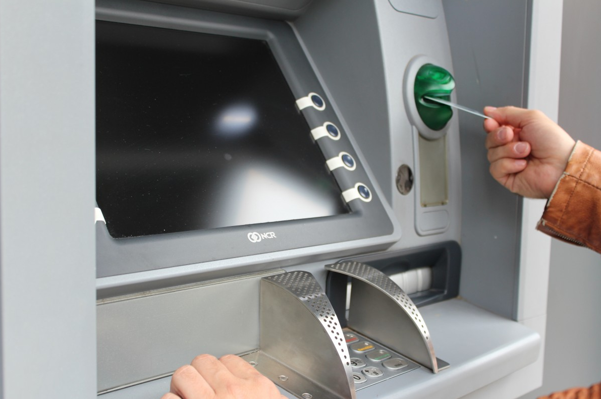 Банк «Открытие» более чем в полтора раза увеличил партнерскую банкоматную сеть