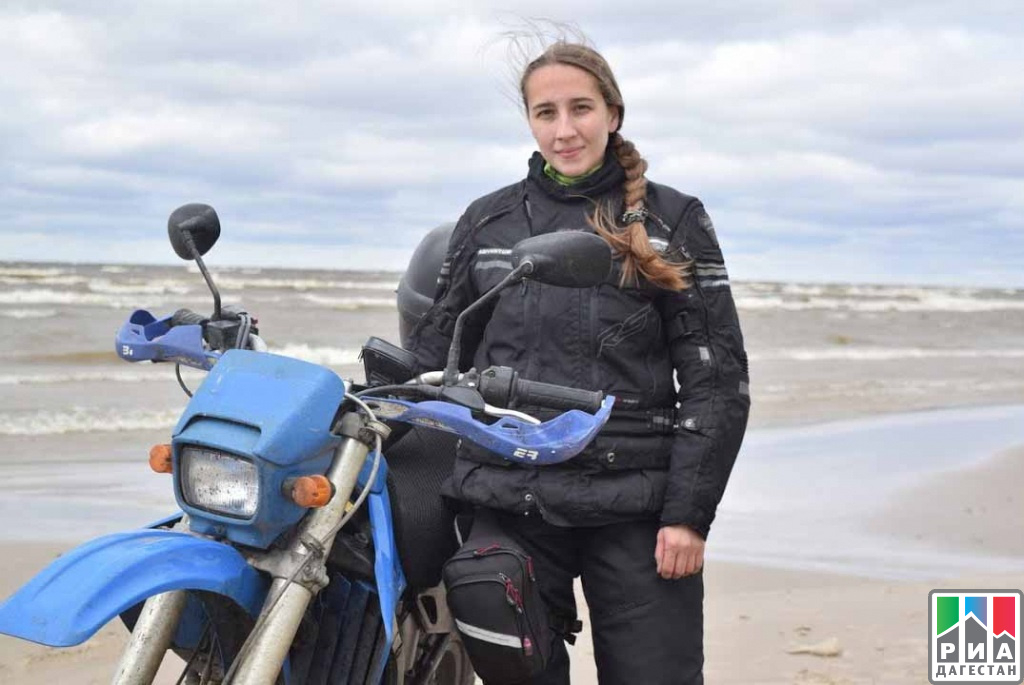 Девушка из Чувашии уволилась с работы и отправилась в кругосветку на мотоцикле