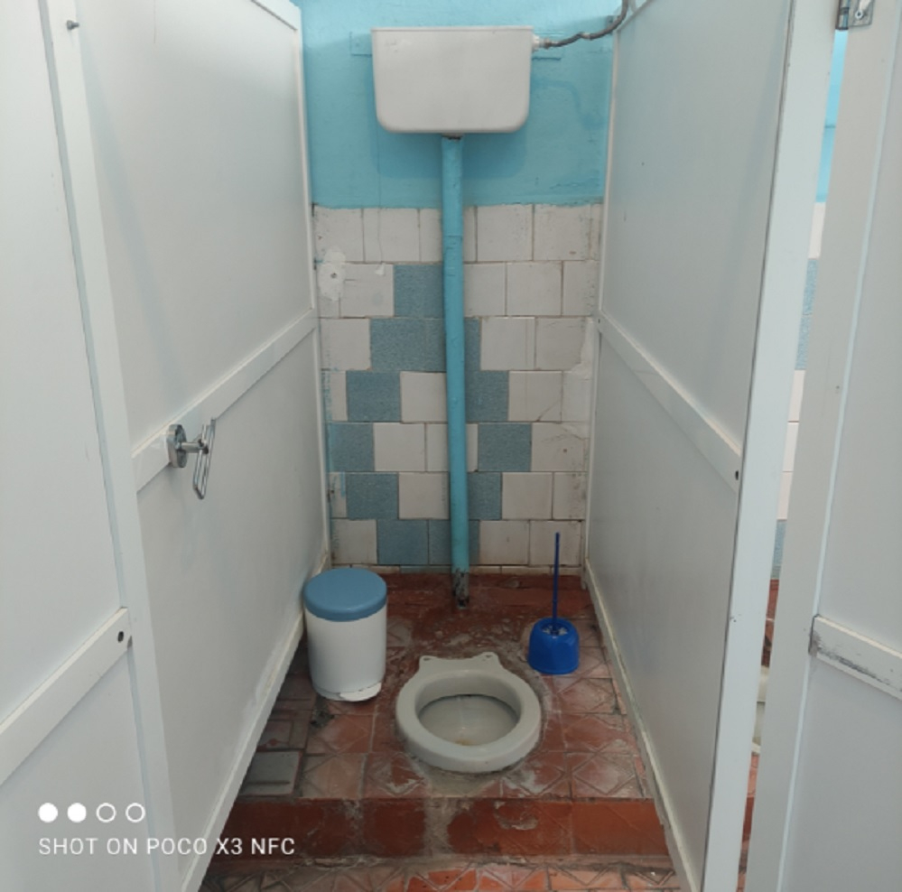 Школьный туалет из Чебоксар занял второе место в конкурсе худших в стране