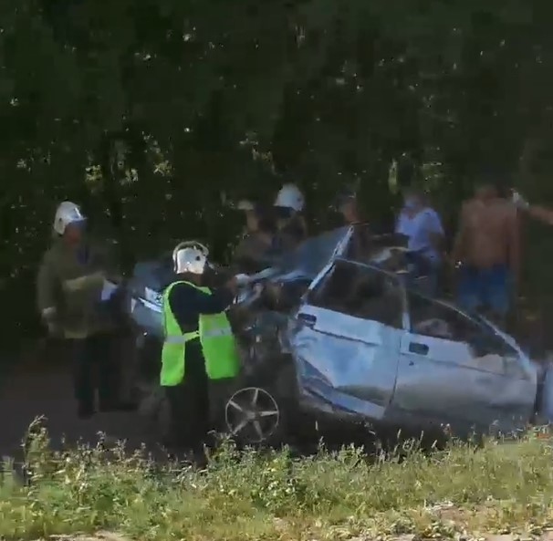 В Нижегородской области два парня из Чувашии попали в массовую аварию