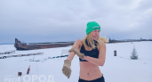 Женщина-морж из Чебоксар может проплыть 100 метров в ледяной воде: "Меньше боюсь холода"
