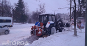 В Чебоксарах расчищают последствия снегопадов: "Придется потерпеть"