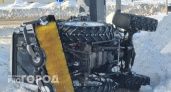 В Чебоксарах при уборке снега опрокинулся трактор