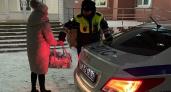 Чебоксарские полицейские спасли роженицу, у которой начались схватки на улице 