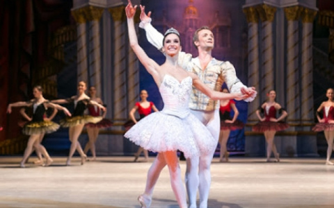 В Чебоксарах балетный фестиваль откроется сразу двумя премьерами